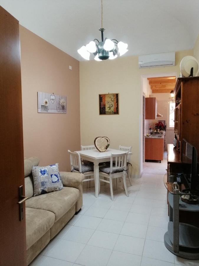 Casa Vacanze Nonna Lina - トラーパニ エクステリア 写真
