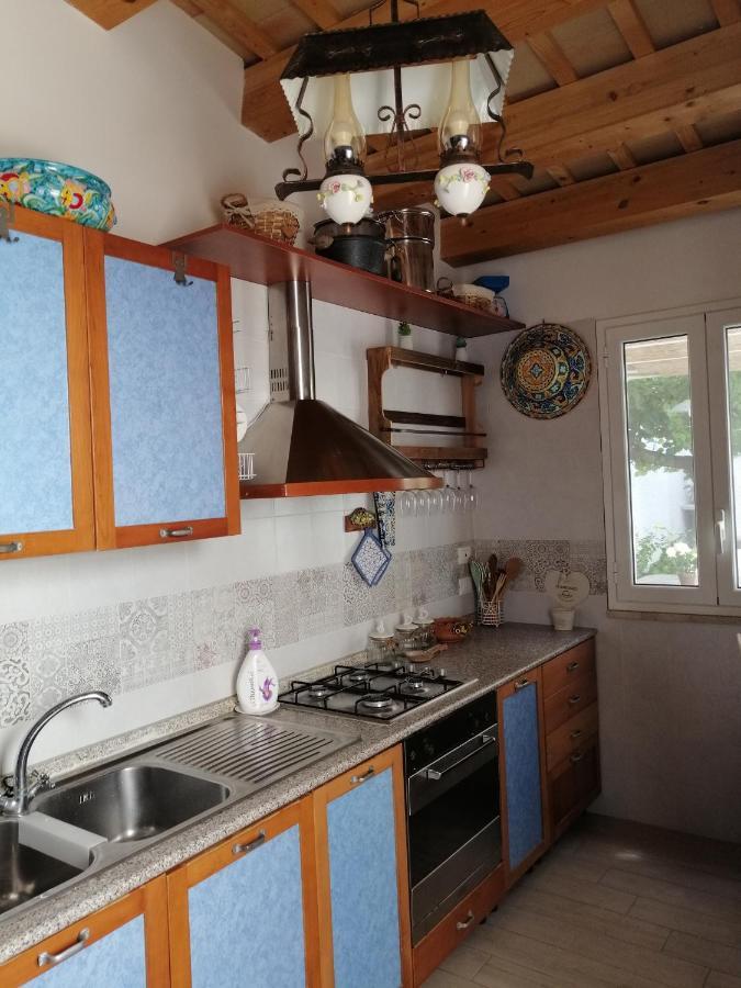 Casa Vacanze Nonna Lina - トラーパニ エクステリア 写真